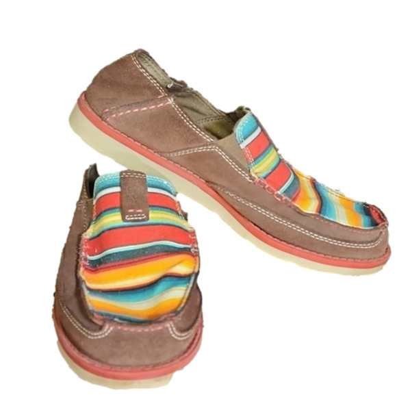 𝅺ariat Cruiser slip on serape size 5 - Picture 1 of 8